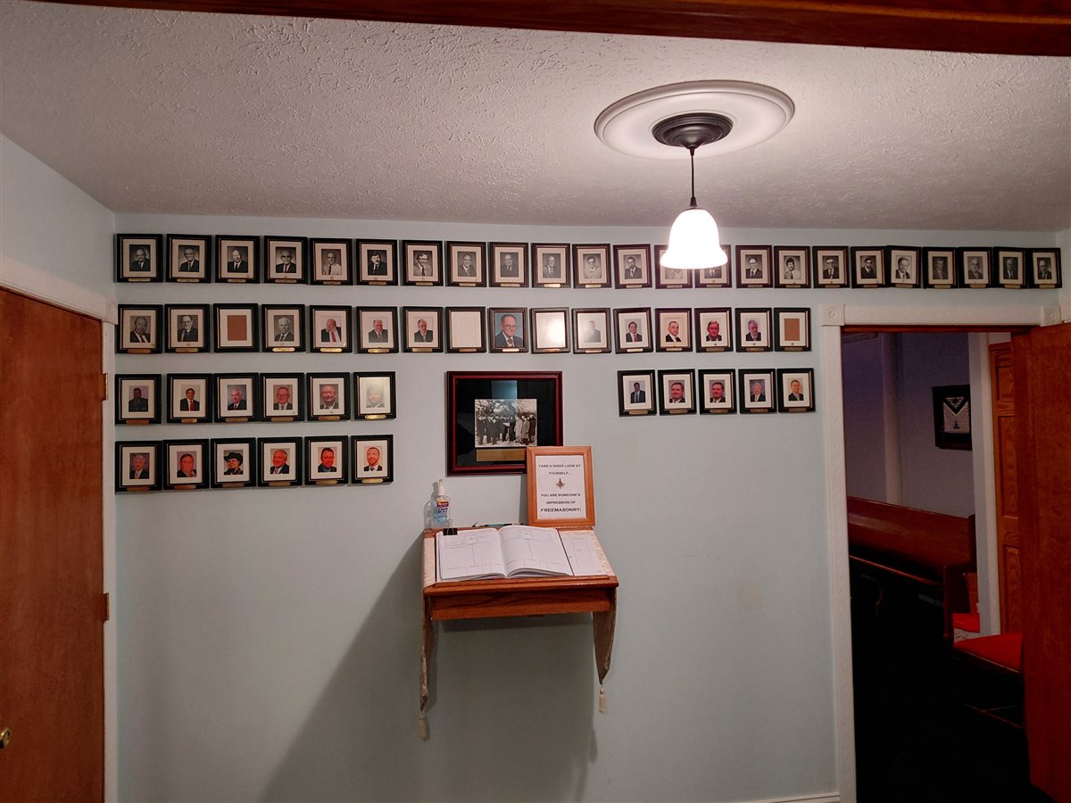 Past Masters Wall in Council Oak Lodge